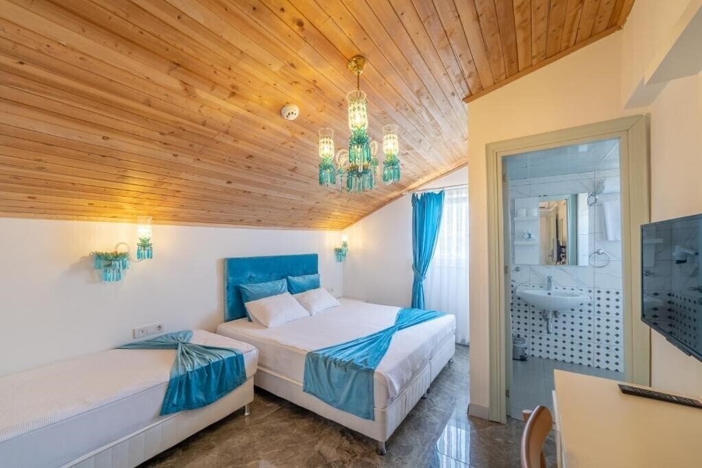 Фото Dam Hotel Lara 3*