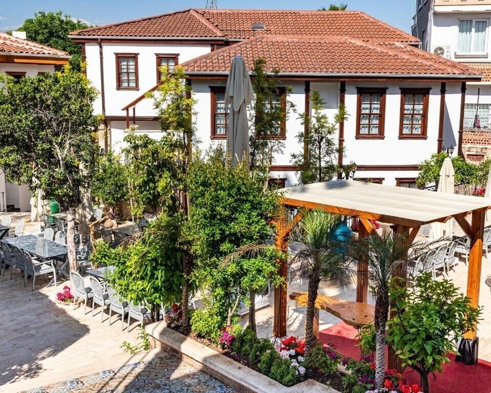 Фото Woo Town Suites 3*