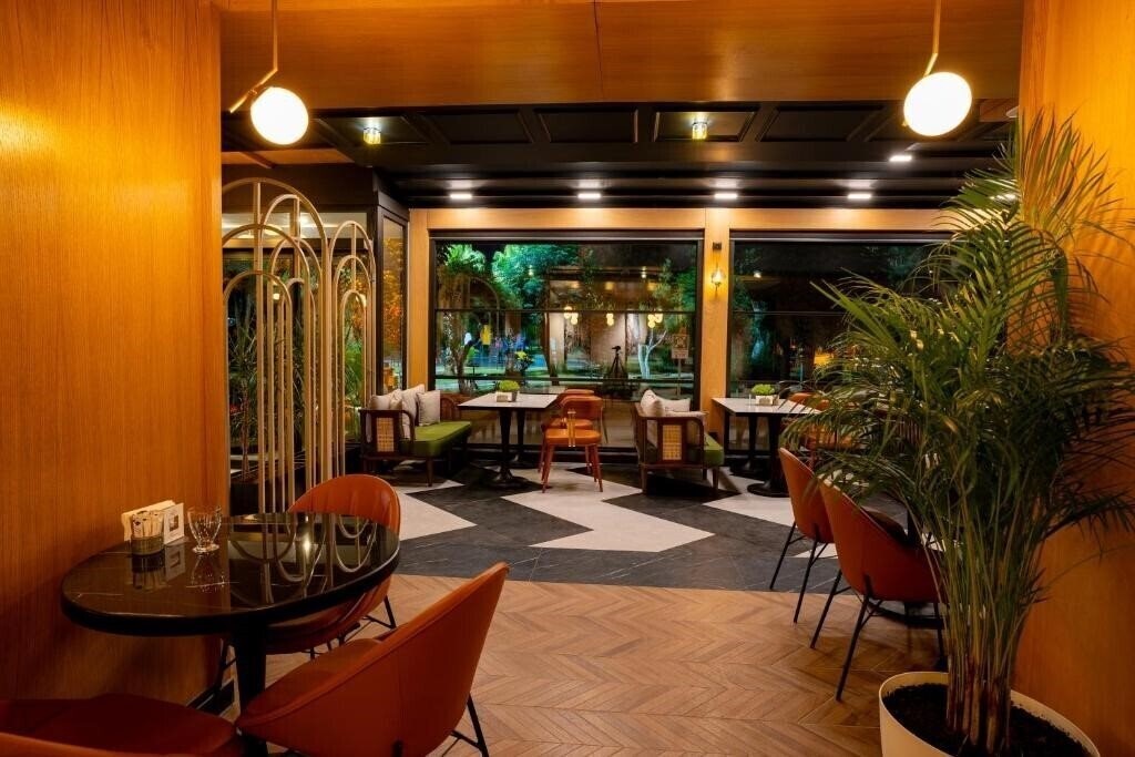 Картинка Perast City Hotel 3*