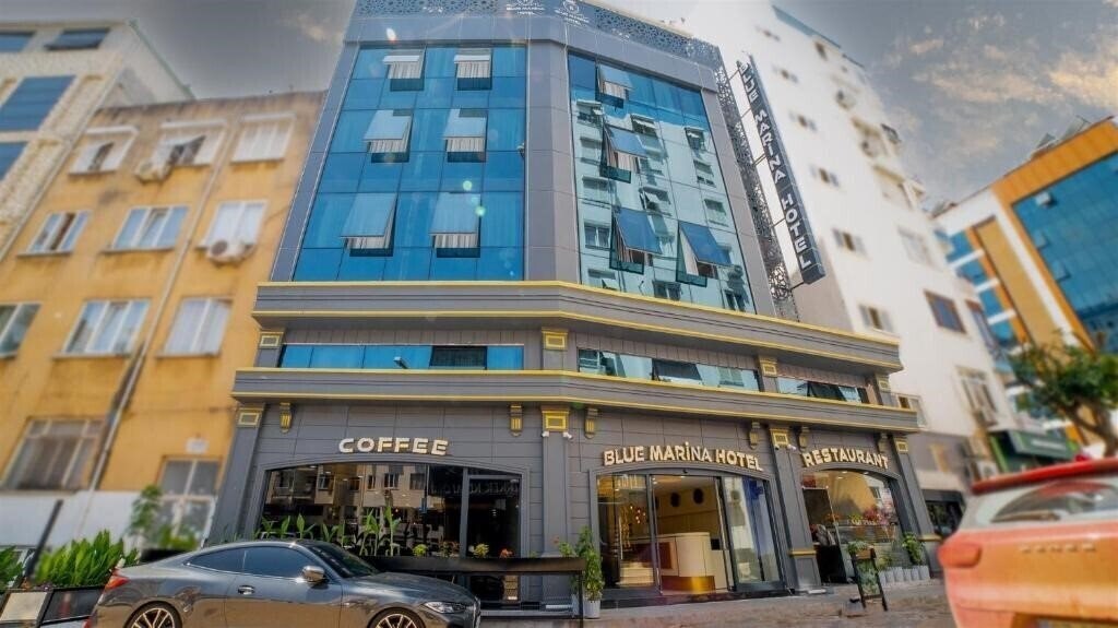 Отель Blue Marina Hotel 3*
