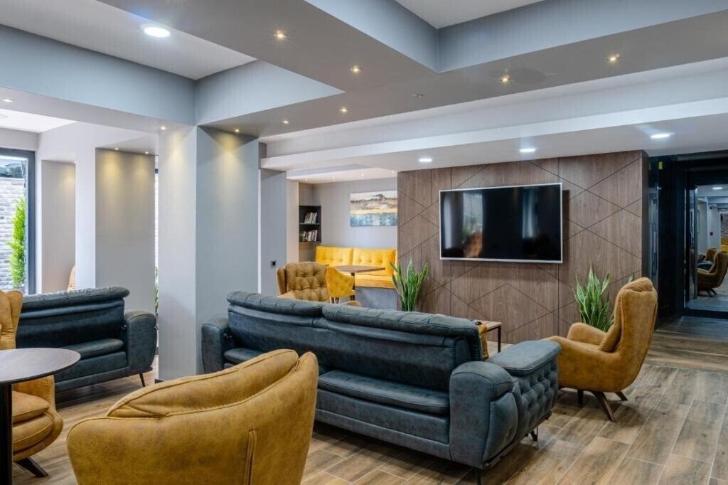 Отель Lorem Hotel 3*