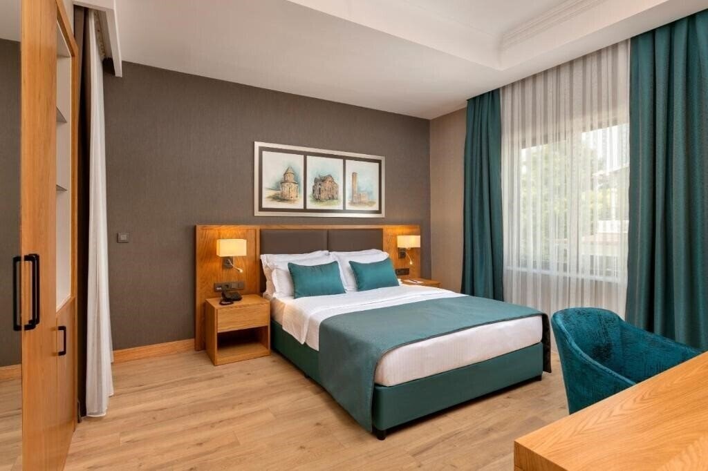 Фото Pukka Boutique Hotel 3*