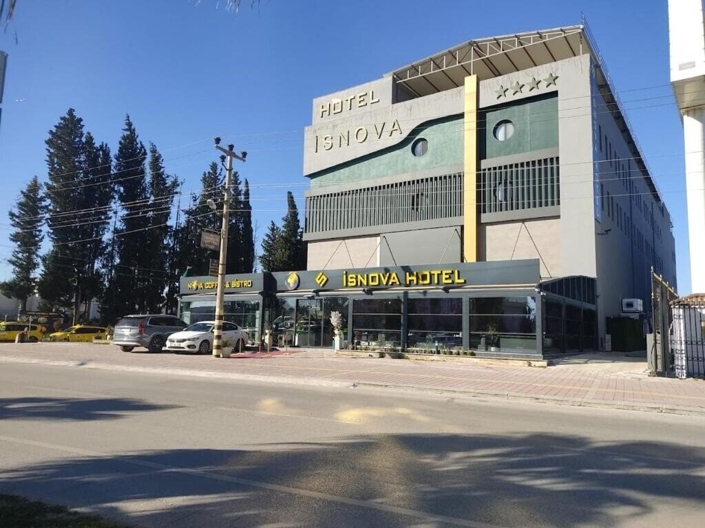 Отель Isnova Hotel 4*