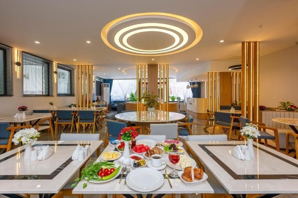 Фотографія Diamond Luxury Hotel Antalya 4*