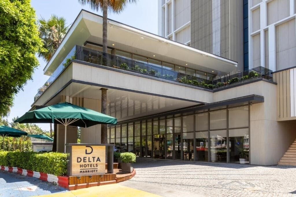 Отель Delta Hotels by Marriott Antalya Lara 5*