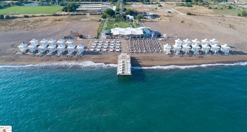 Отель Alice Hotel 5*