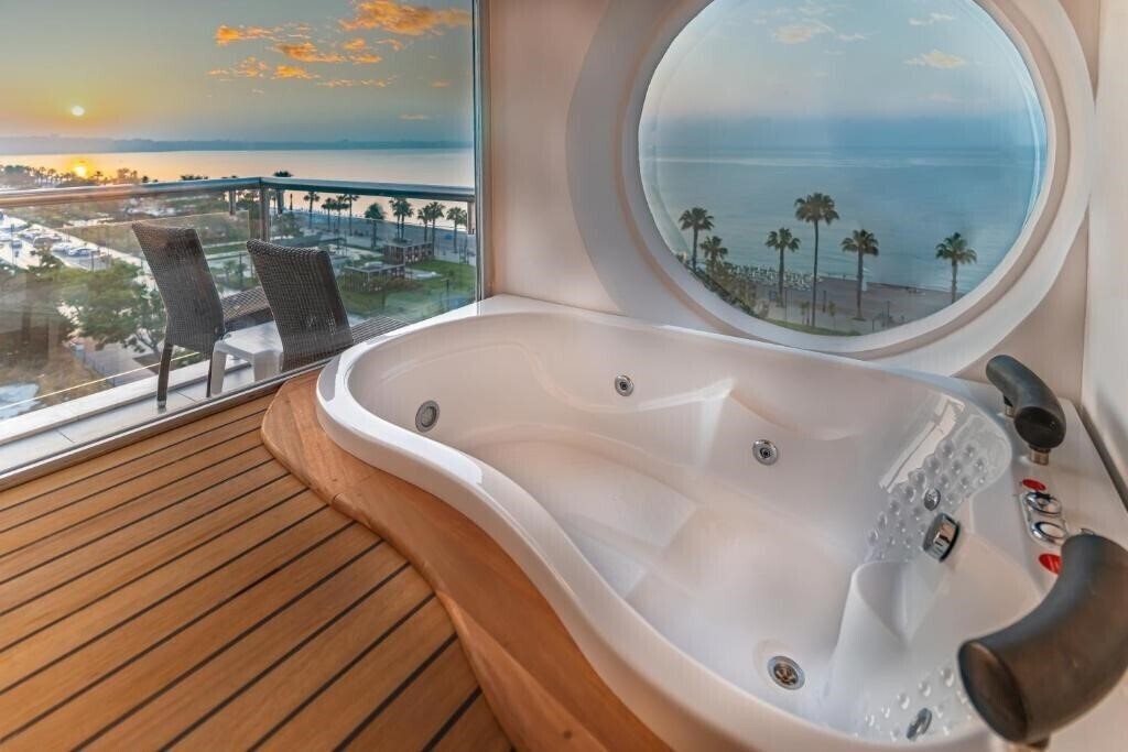 Зображення Pearly Hotel (ex. Pearly Hotel & SPA) 3*