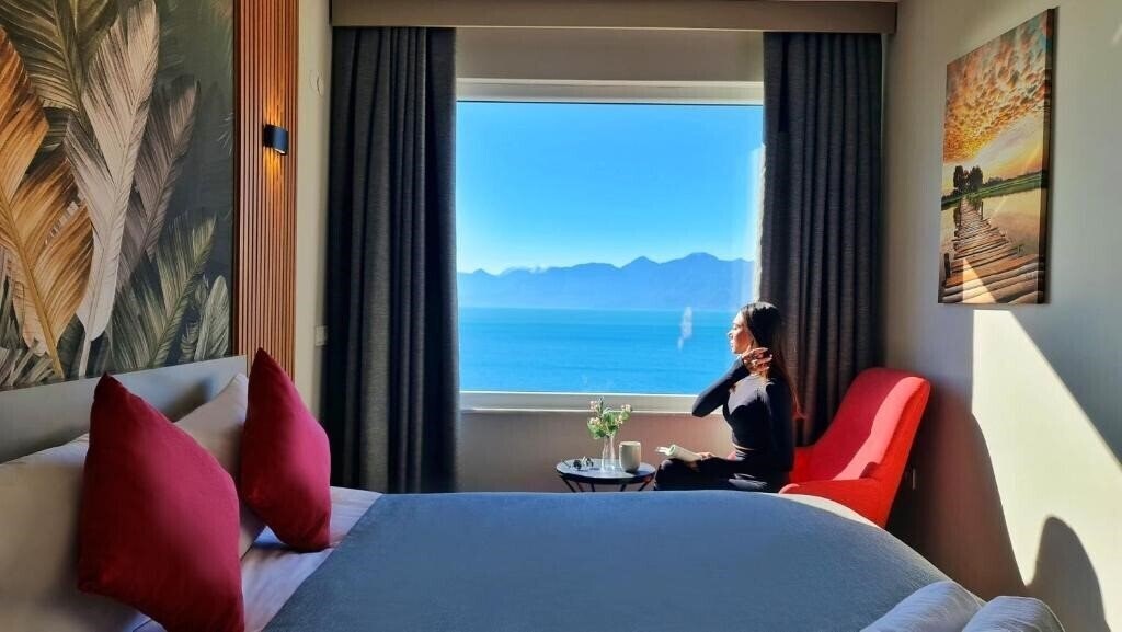 Готель Lets Stay Panorama Suites 4*