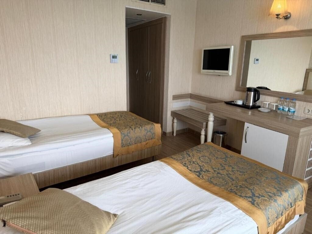 Готель Cender Hotel 4*