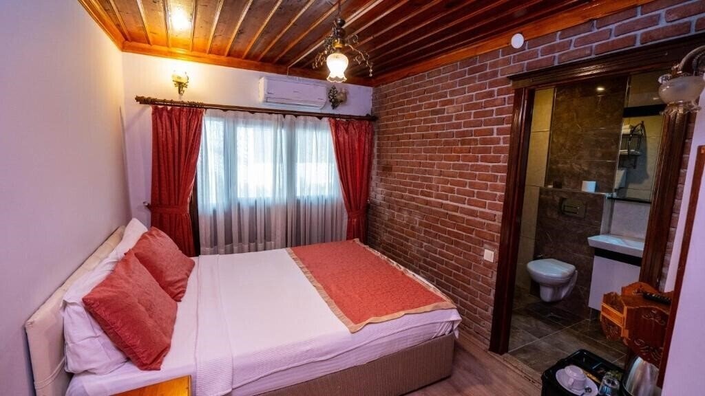 Фотографія Antalya Inn Hotel 3*