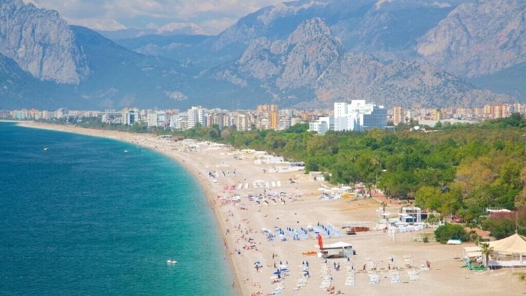 Фотография Beyond Hotel 3*