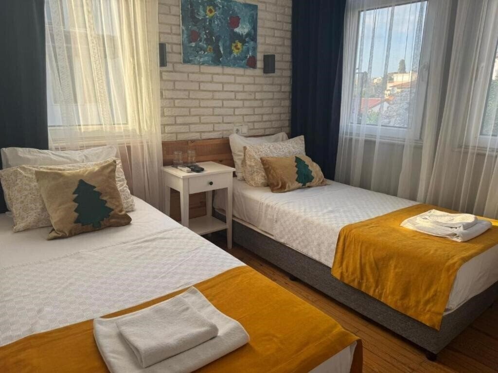 Фото Zurich Oldtown Hotel 3*