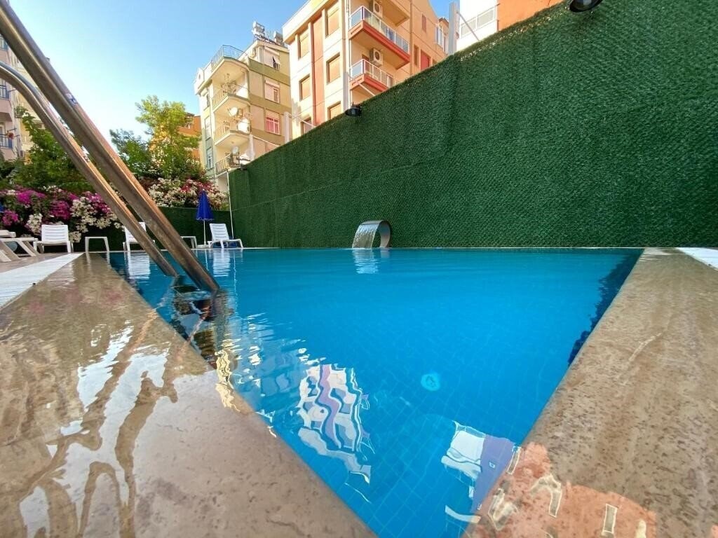 Отель London Otel 3*