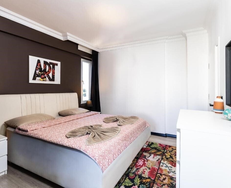 Отель Melissa's Suites Lara 4*