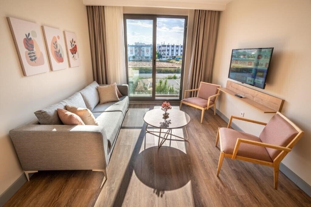 Отель Marine Homes Lara Hotel & Suites 3*