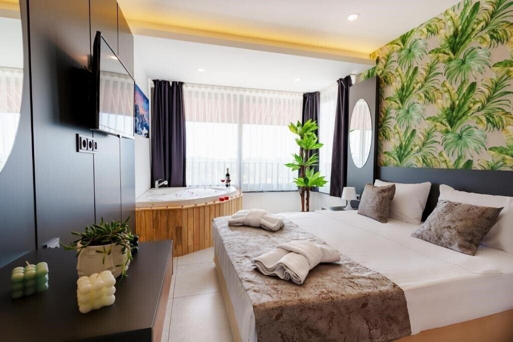Фото Mrt Suites Lara 3*