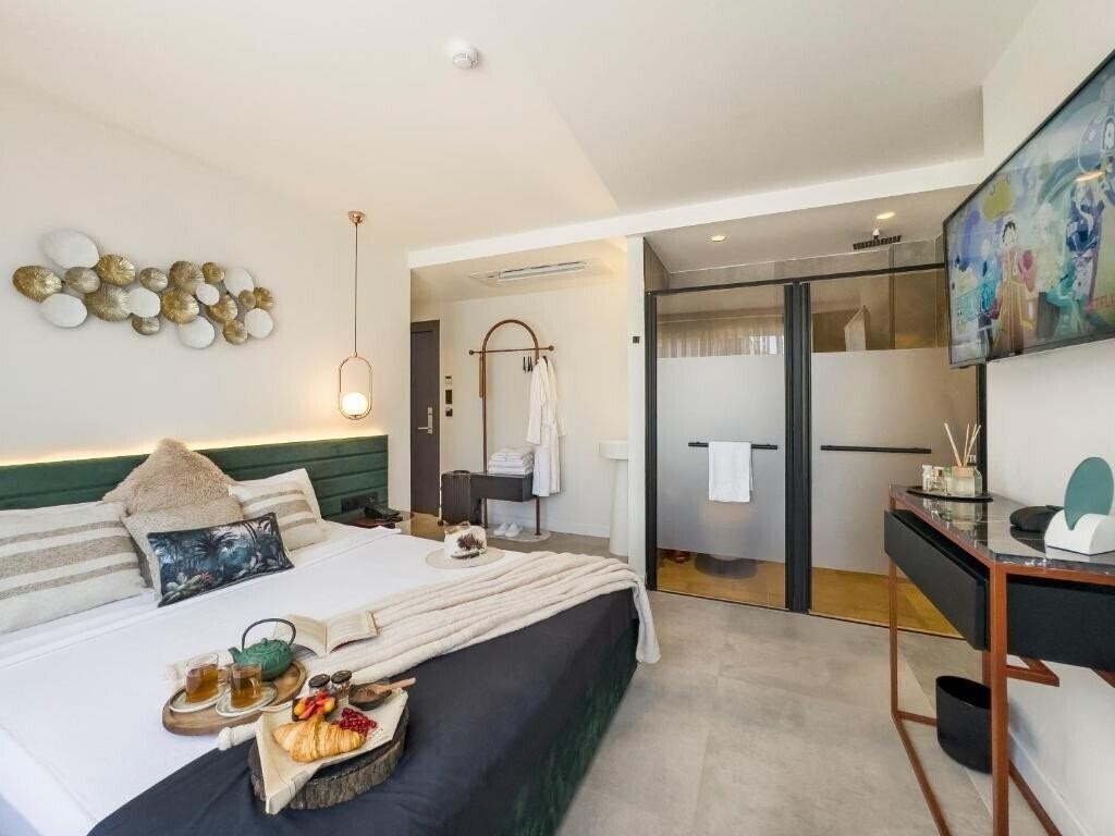 Отель Luff Living (Adults Only 12+) 3*