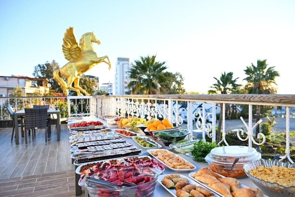 Фото White Country Villages Hotel 3*