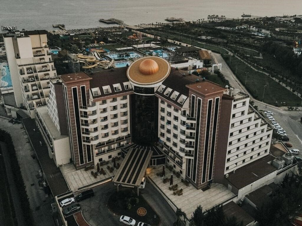 Фото Saturn Palace Resort 5*