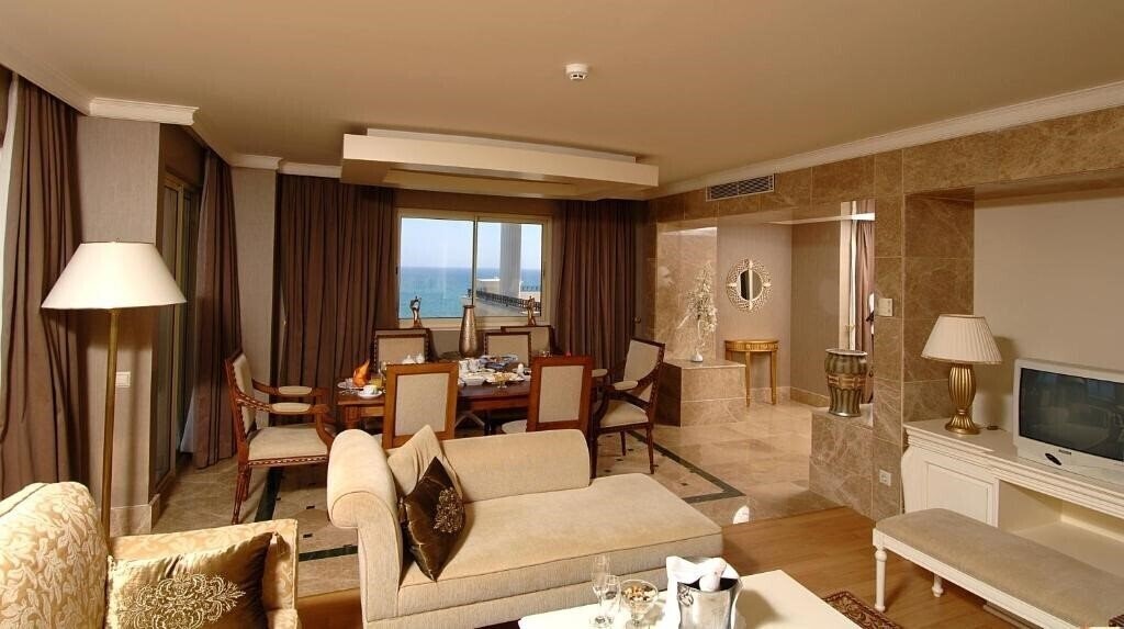 Изображение Delphin Diva Premiere 5*