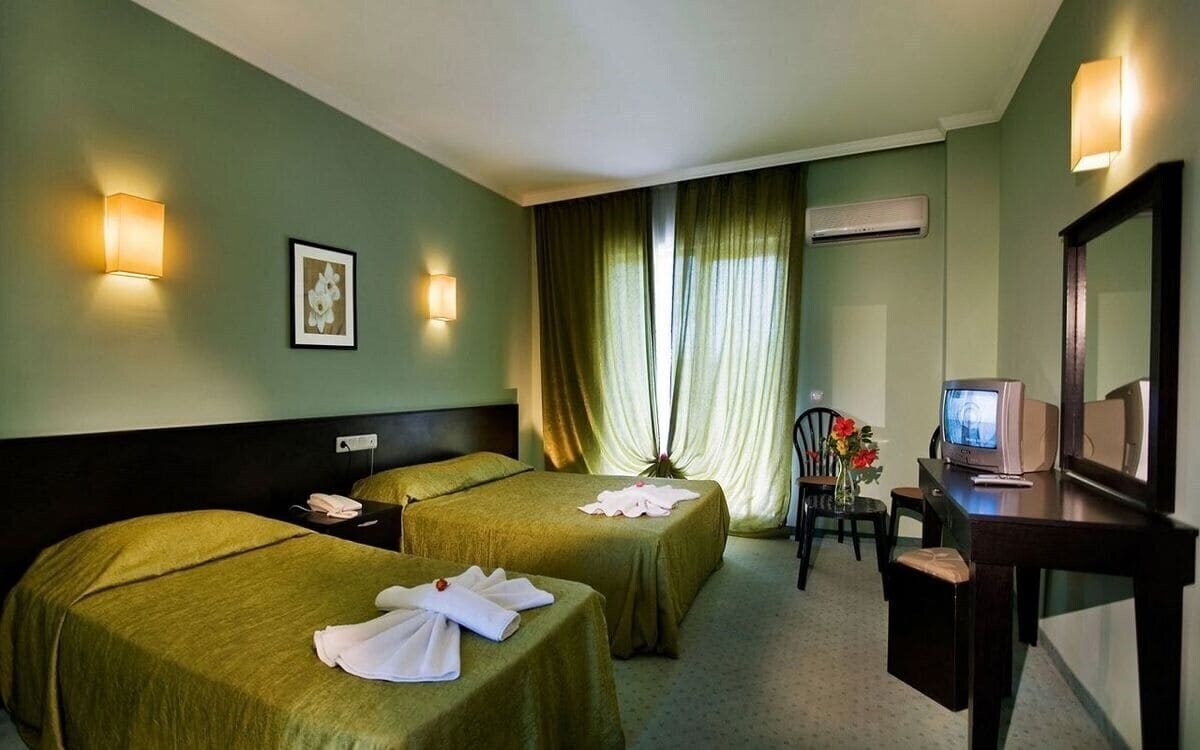 Зображення Larissa Beldibi Hotel 4*