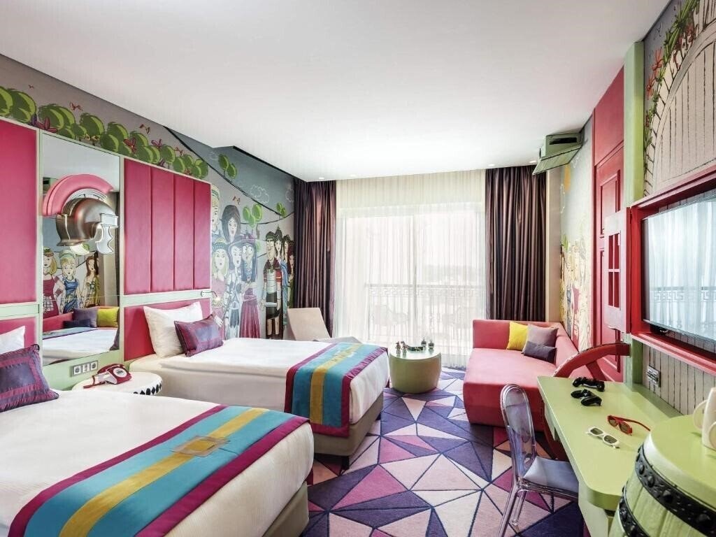 Фото The Land Of Legends Theme Park 5*