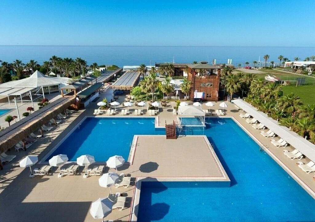 Готель Armas Life Belek 5*
