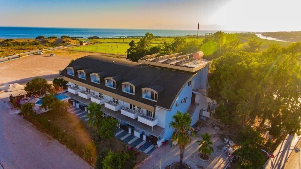 Готель Prenses Sealine Beach Hotel 4*