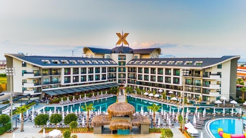 Готель The X Belek 5*
