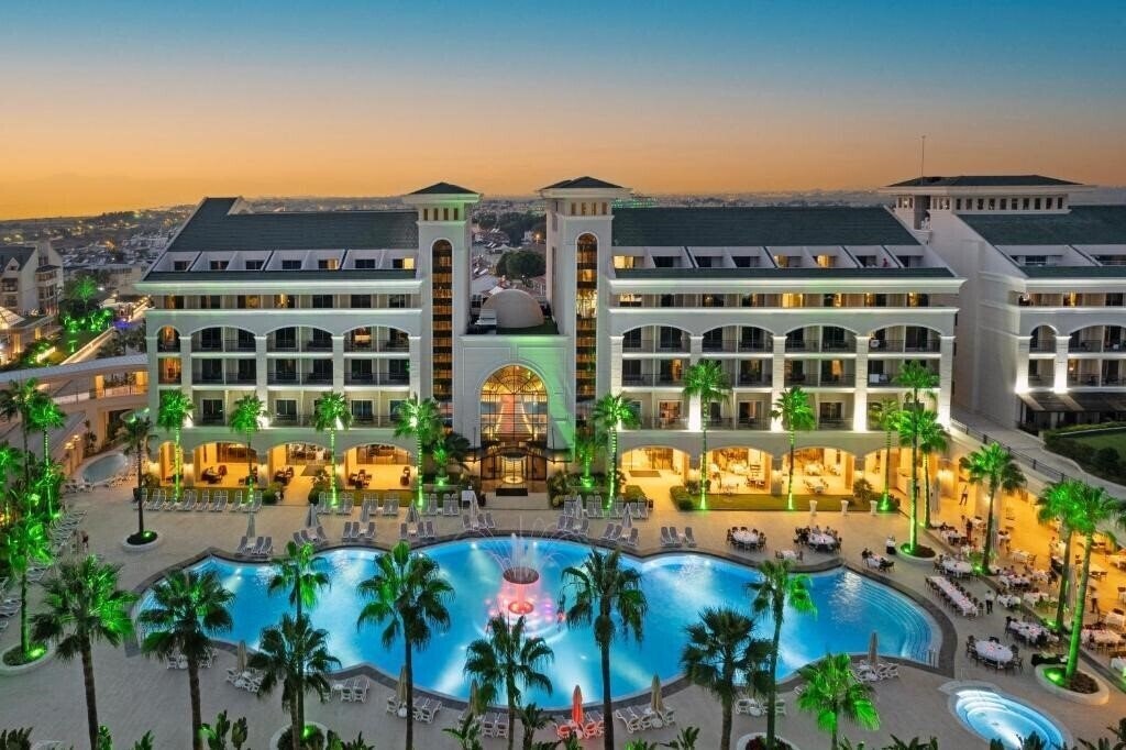Отель Dobedan Exclusive Hotel & SPA (ex. Alva Donna Exclusive Hotel & Spa) 5*