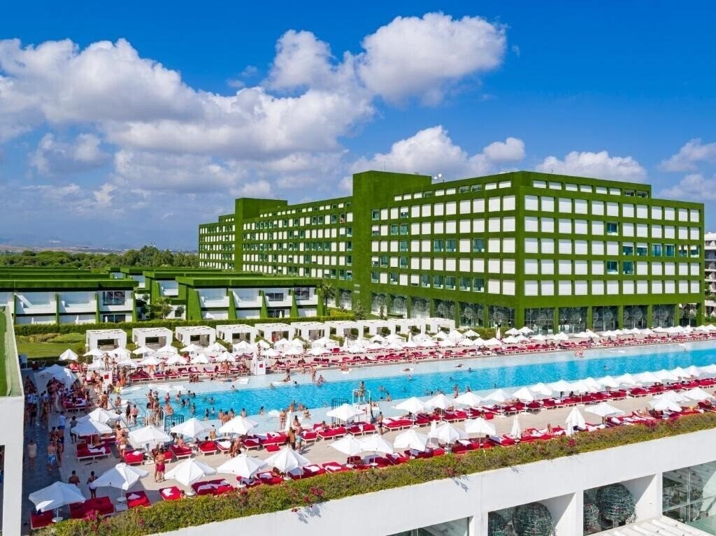 Готель Adam & Eve Hotel 5*
