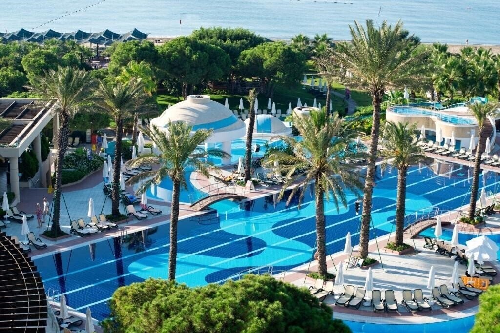 Фото Limak Atlantis Deluxe Hotel & Resort 5*