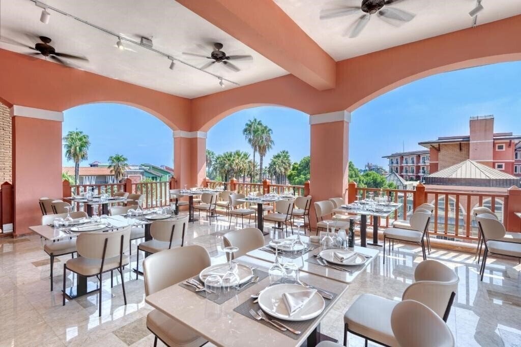Фото Megasaray Club Belek 5*