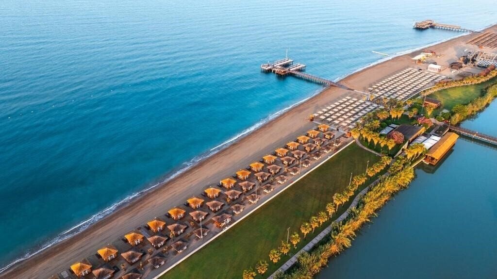 Готель Gloria Golf Resort 5*