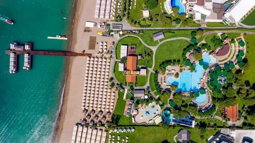 Отель Gloria Verde Resort & SPA 5*