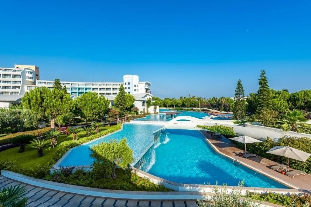 Отель Cornelia Diamond Golf Resort & SPA 5*