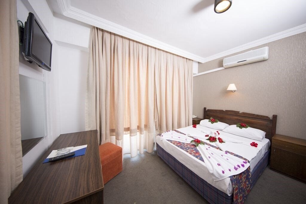 Фото Family Belvedere Hotel 3*