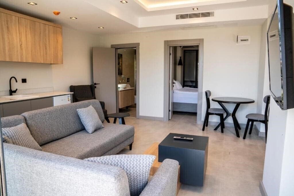 Картинка Bitez Adam Otel 3*