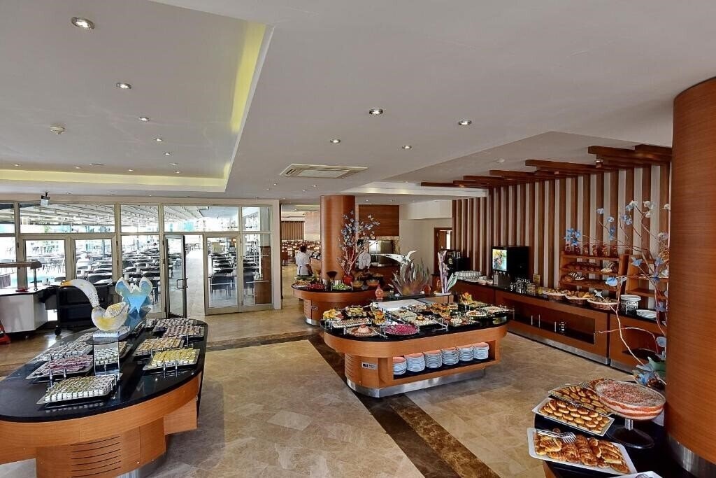 Фотографія Jasmin Beach Hotel Bodrum 4*