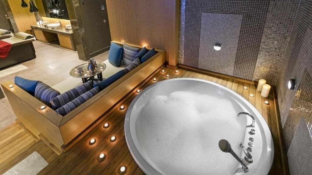 Фото Titanic Luxury Collection Bodrum 5*