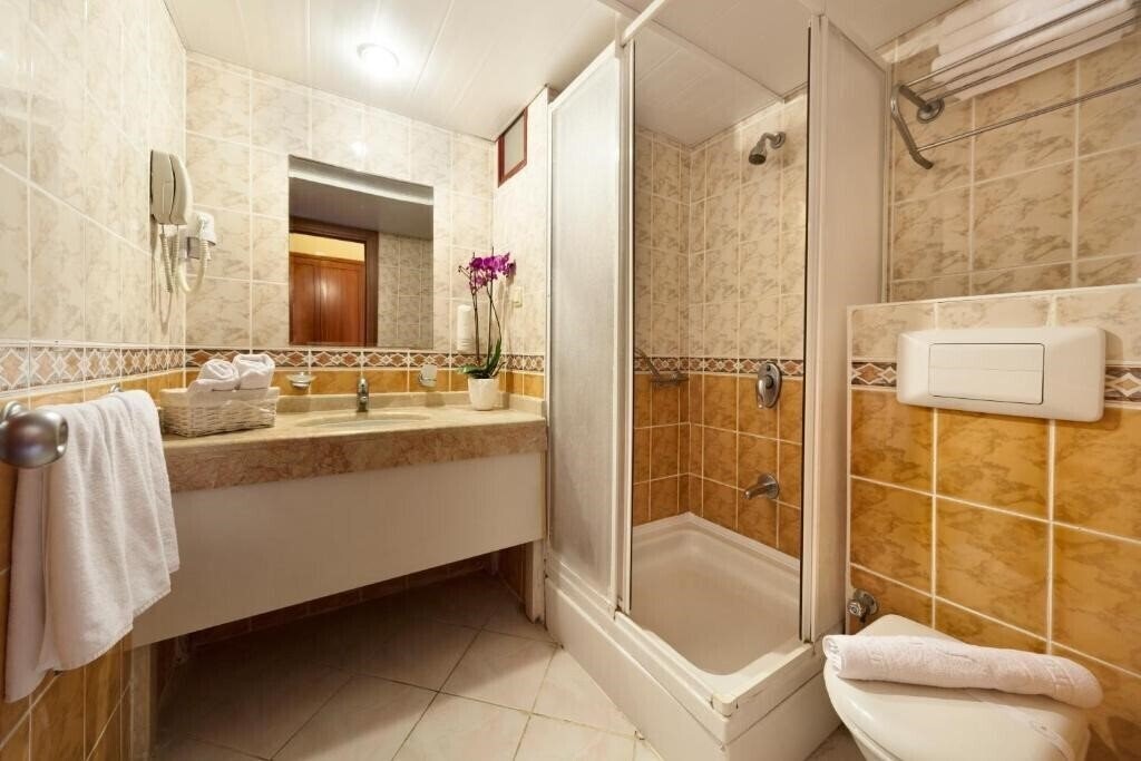 Фотографія Golden Age Crystal Bodrum 4*