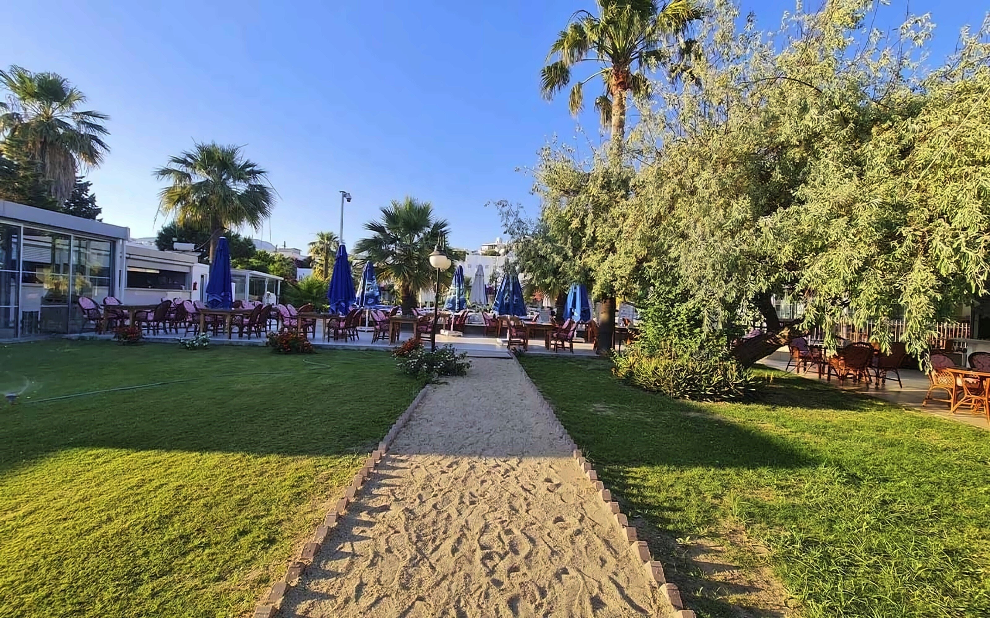 Картинка Nagi Beach Hotel 3*