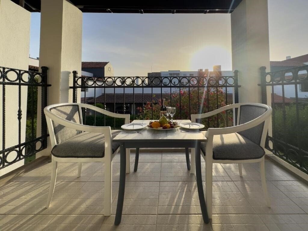 Отель Tiana Beach Hotel (ex. Serene Beach Resort, Rana Beach) 3*