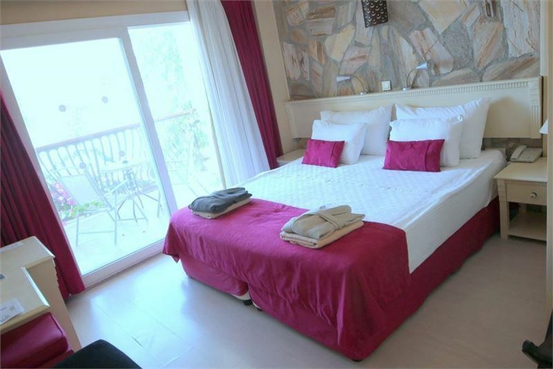 Фотографія Sina Hotel Bodrum 4*