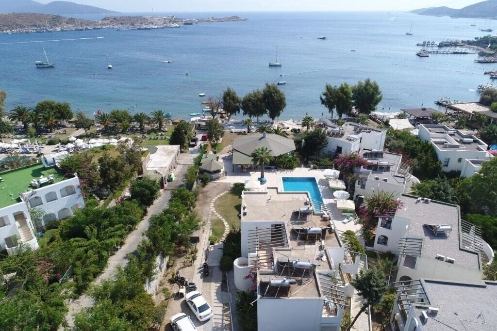Готель Gumbet Cove Hotel 2*