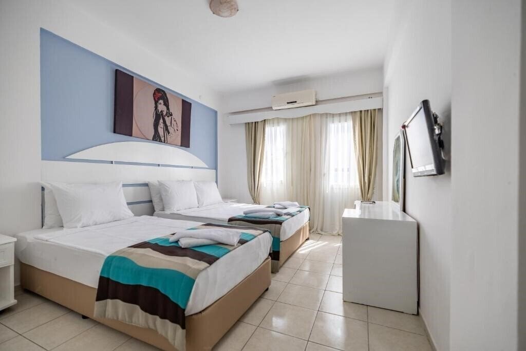 Фото Maxsea Beach Hotel 3*