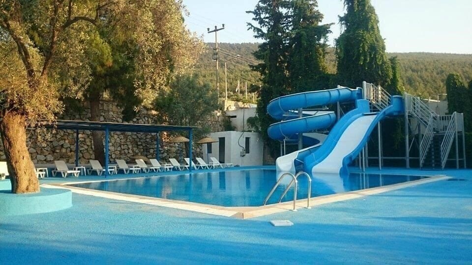 Готель Marvel Beach Hotel 3*