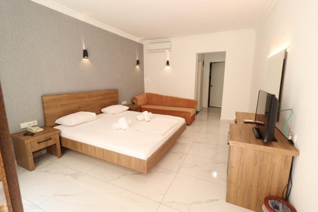 Зображення Phoenix Sun Hotel 4*