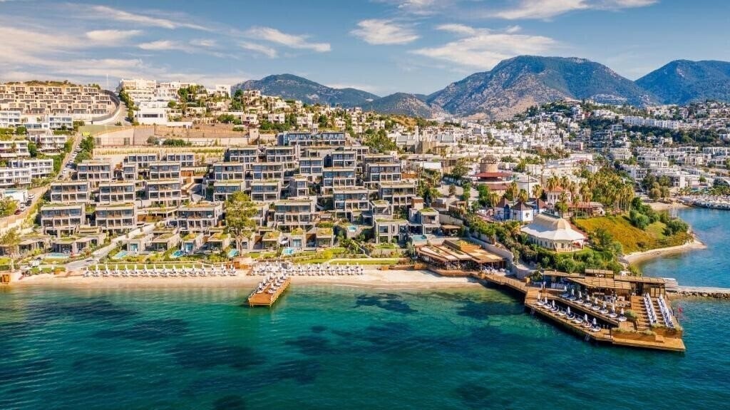 Отель The Norm Le Chic Bodrum 5*