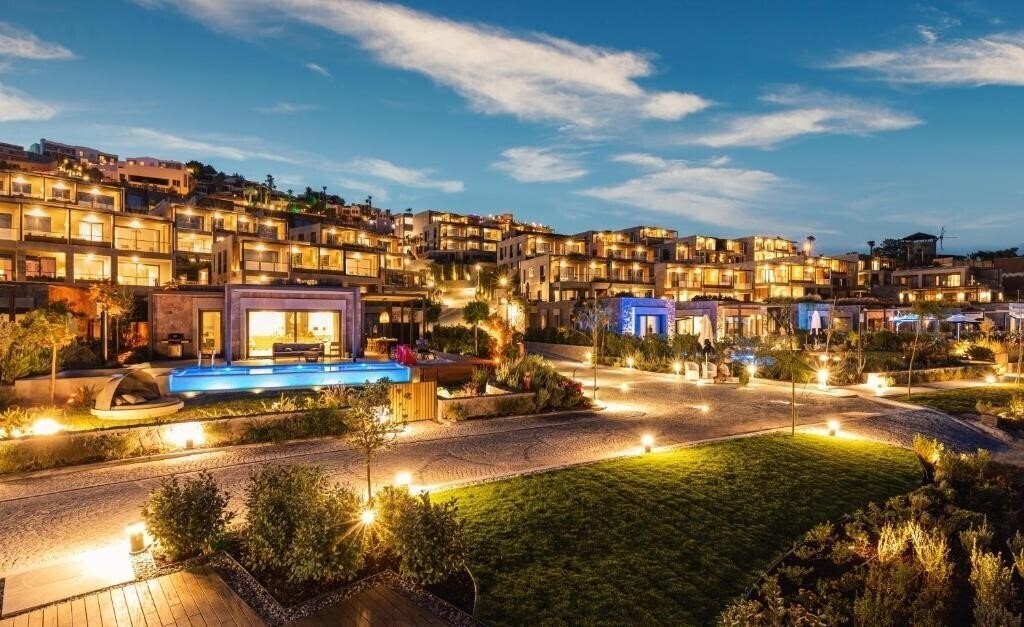 Фото Kaya Palazzo Resort & Residences Le Chic (ex. Le Chic Asarlik) 5*